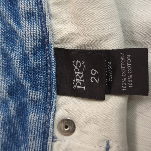 Mini denim skirt, size 29 - Picture 5 of 6